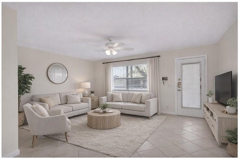 Welcome home to Kings Point in Delray Beach. This bright 1 - Beach Condo for sale in Delray Beach, Florida on Beachhouse.com