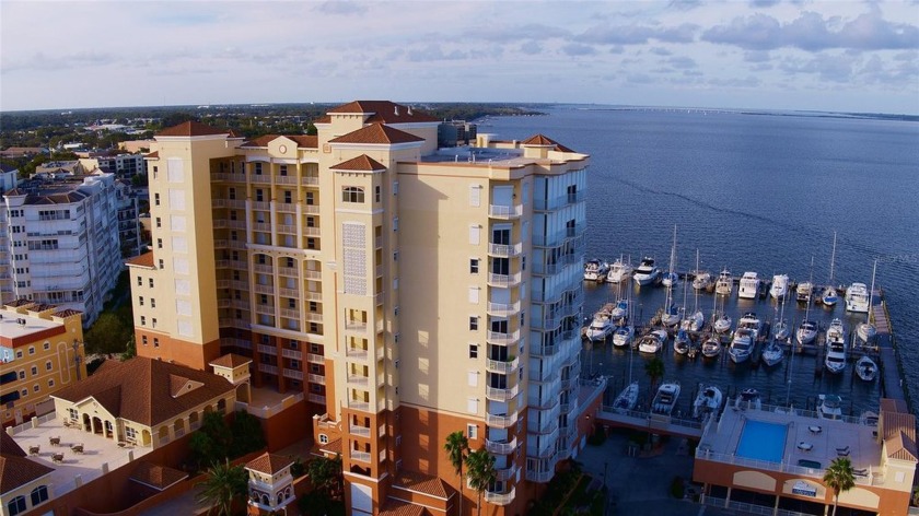 EXPLORE EVERY EXQUISITE DETAIL of this home with a COMPLETE - Beach Condo for sale in Cocoa, Florida on Beachhouse.com