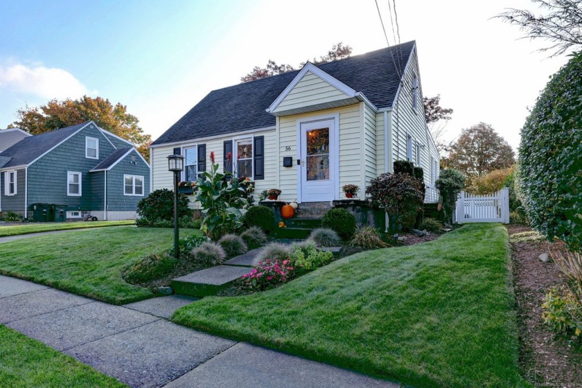 You'll have one decision to make when you move into this home - Beach Home for sale in Milford, Connecticut on Beachhouse.com