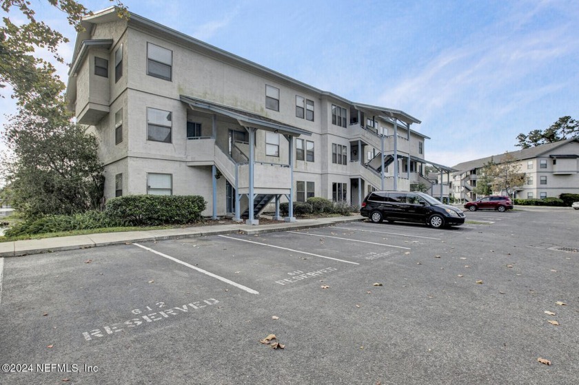 First Floor 2/2 Condo in Cedar Creek Landing.  Spacious open - Beach Condo for sale in Jacksonville, Florida on Beachhouse.com