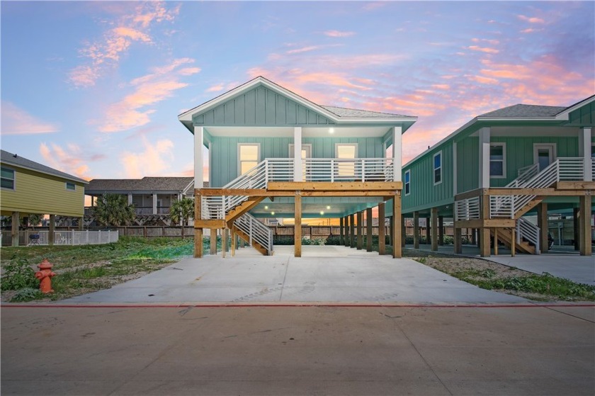 NEW CONSTRUCTION! Make this beautiful home your island paradise - Beach Home for sale in Port Aransas, Texas on Beachhouse.com