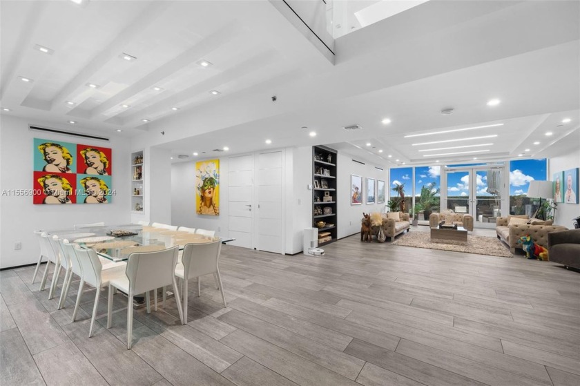This one-of-a-kind townhouse epitomizes a single-family home - Beach Townhome/Townhouse for sale in Hallandale Beach, Florida on Beachhouse.com