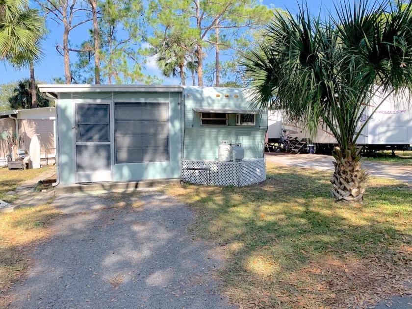 This CUTE 1 Bedroom, 1 BathFULLY FURNISHED Home is located in - Beach Home for sale in Port Richey, Florida on Beachhouse.com