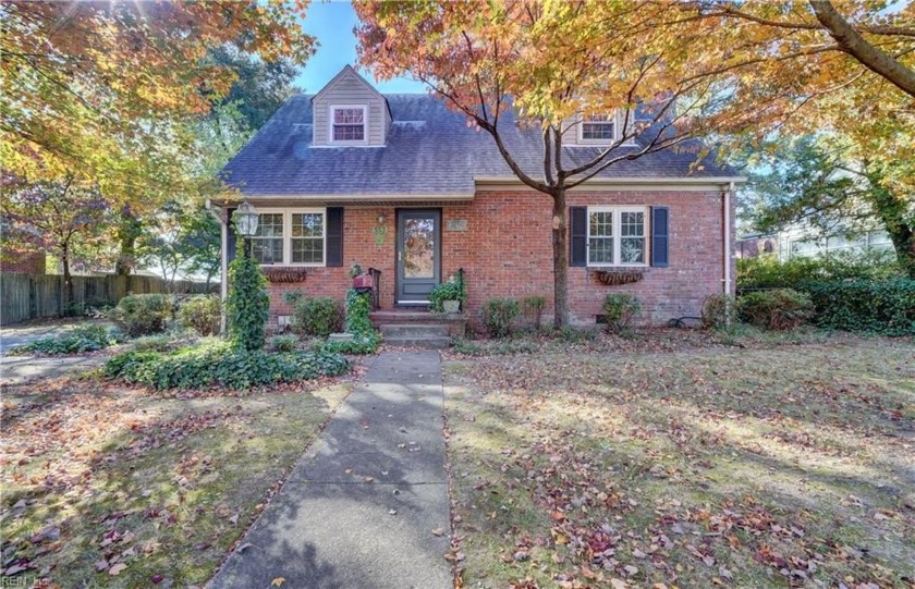 Located on a beautiful waterfront lot in Roland Park, this - Beach Home for sale in Norfolk, Virginia on Beachhouse.com