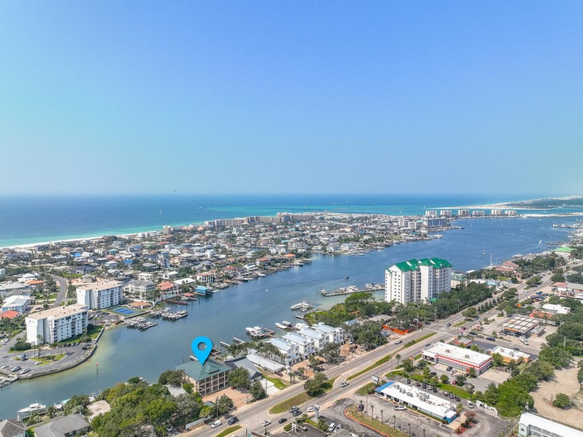 Luxury Waterfront Condo with a Boat Slip on the Destin Harbor - Beach Condo for sale in Destin, Florida on Beachhouse.com