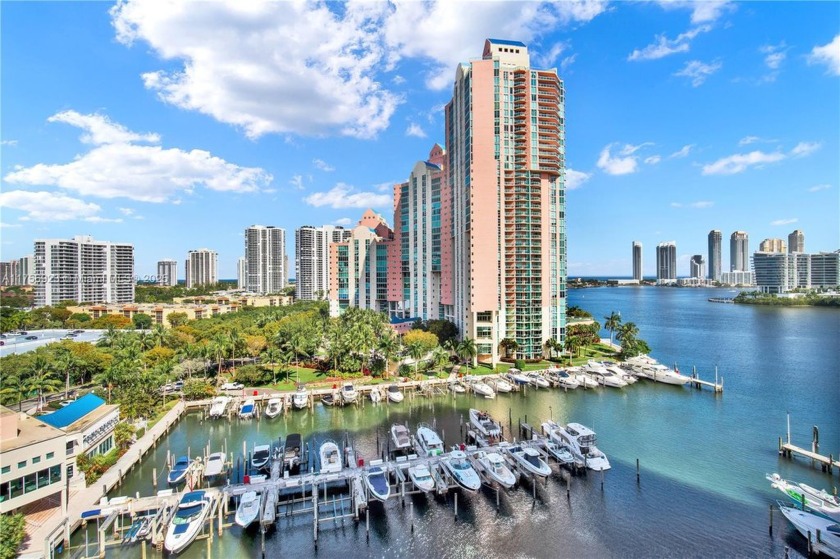 Rare opportunity!! Spectacular apartment in Aventura Marina - Beach Condo for sale in Aventura, Florida on Beachhouse.com