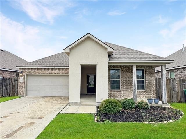 Welcome to 688 Cat Island Ct, a beautiful waterfront retreat in - Beach Home for sale in Slidell, Louisiana on Beachhouse.com