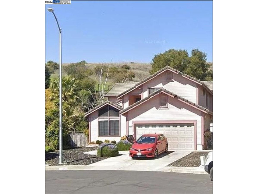Welcome to this amazing two-story home at the end of a - Beach Home for sale in Vallejo, California on Beachhouse.com