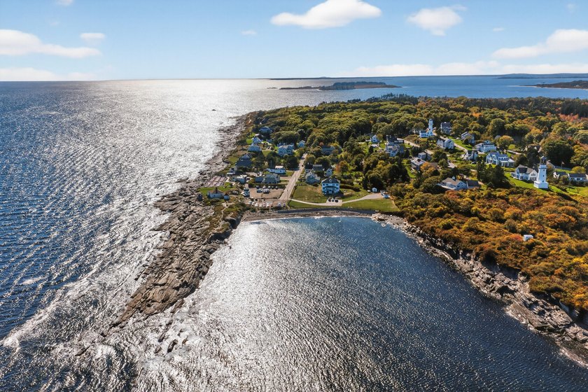 Perched on the dramatic rocky shoreline above the bold Atlantic - Beach Home for sale in Cape Elizabeth, Maine on Beachhouse.com