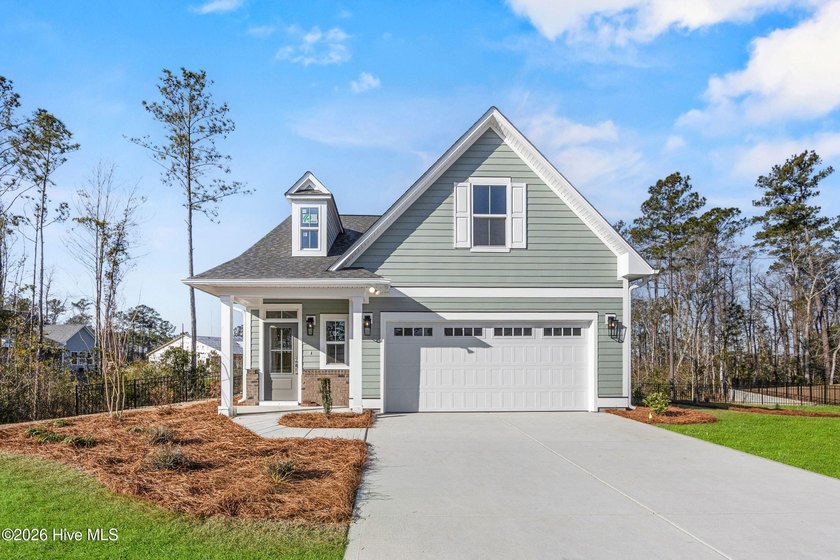 Refined coastal living awaits in this luxurious 3BR/2.5BA home - Beach Home for sale in Leland, North Carolina on Beachhouse.com