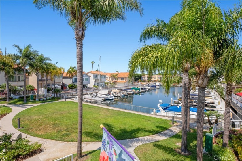 Welcome to this exceptional residence in the coveted Spinnaker - Beach Home for sale in Long Beach, California on Beachhouse.com