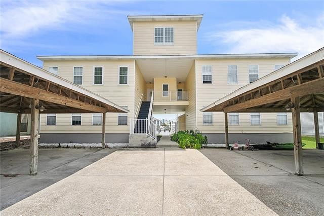 Waterfront living in beautiful Eden Isles! This gorgeous - Beach Condo for sale in Slidell, Louisiana on Beachhouse.com