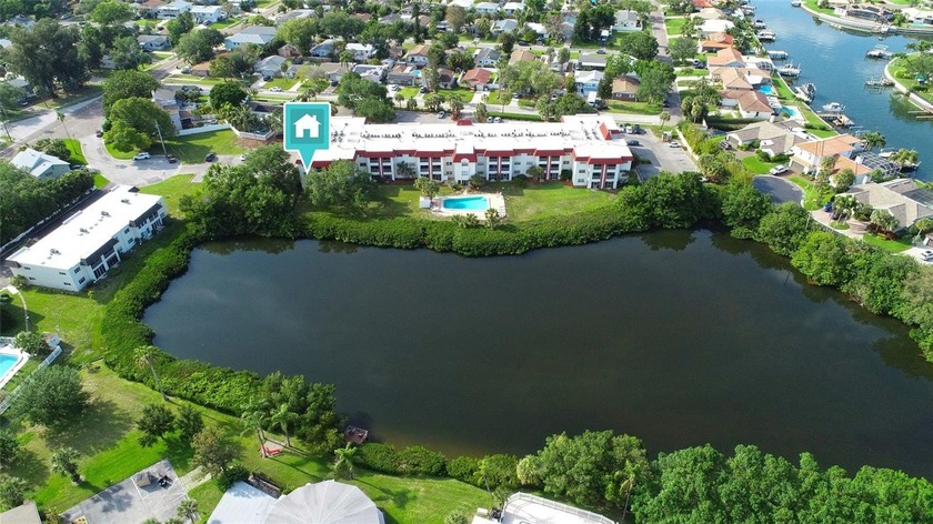 Completely renovated 2BR corner unit with a private balcony - Beach Condo for sale in St. Petersburg, Florida on Beachhouse.com