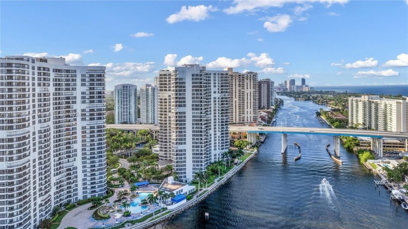 Penthouse residence with over 1,400 sq ft. and breathtaking - Beach Condo for sale in Aventura, Florida on Beachhouse.com