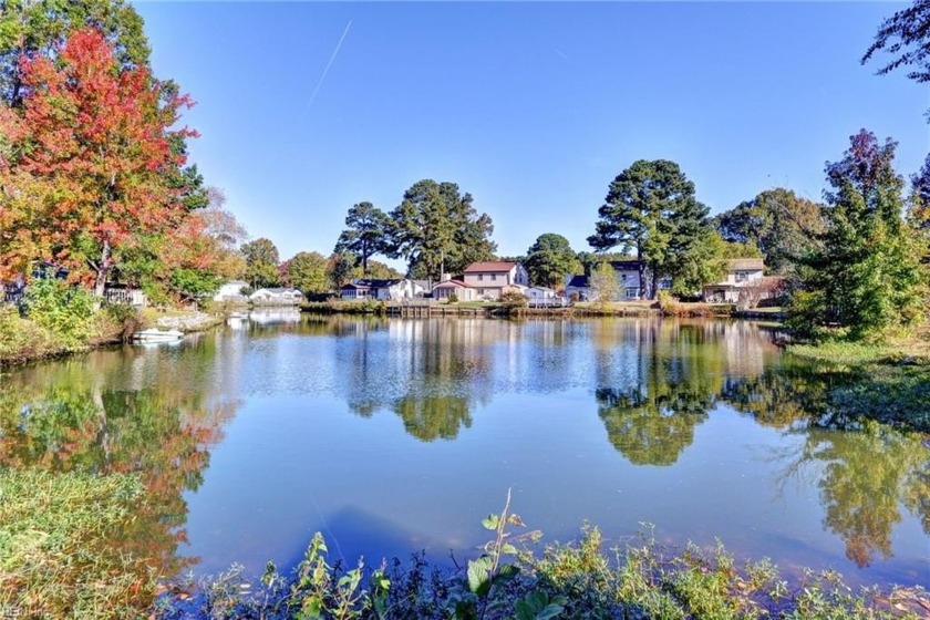 Settled on one of the quaint lakes of Sanlun Lakes in Hampton - Beach Home for sale in Hampton, Virginia on Beachhouse.com