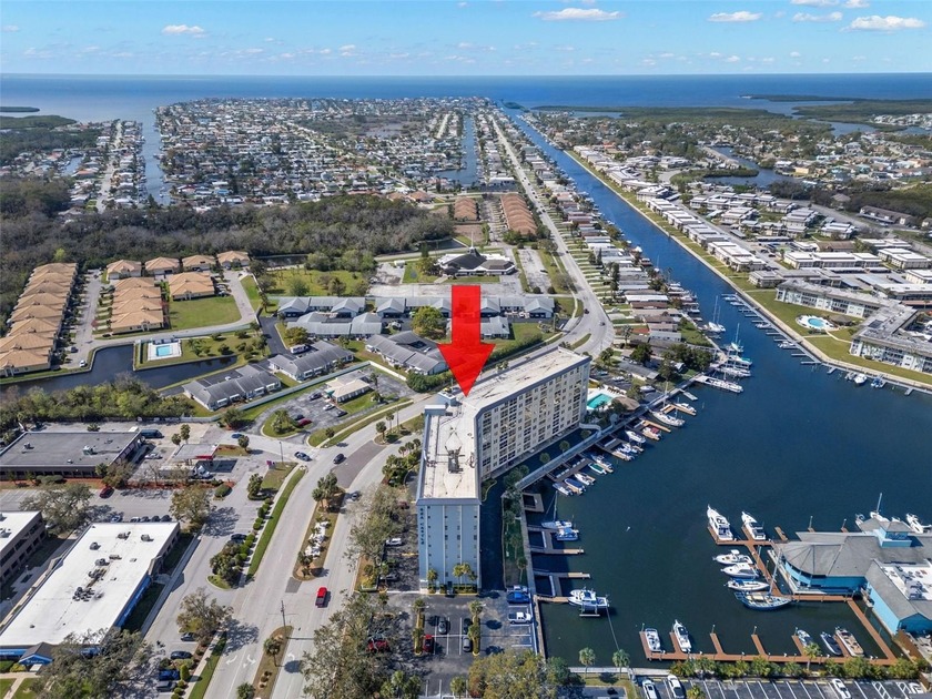 WOW WOW WOW - Waterfront Condo with easy access to Florida - Beach Condo for sale in New Port Richey, Florida on Beachhouse.com