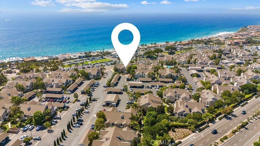 Welcome to coastal living at its FINEST! Perfectly positioned - Beach Condo for sale in Dana Point, California on Beachhouse.com