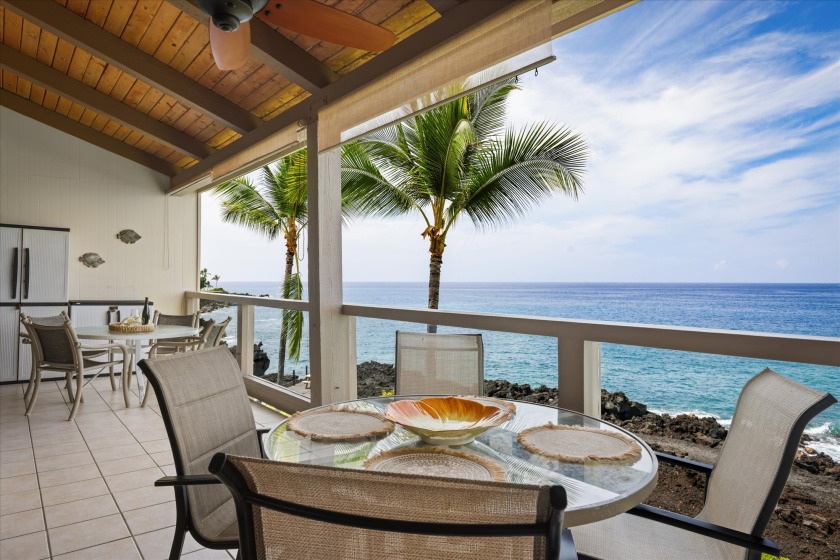 Kksr#1304 Direct Oceanfront Top Floor unit with Loft 3 bedr3 - Beach Vacation Rentals in Kailua Kona, Hawaii on Beachhouse.com