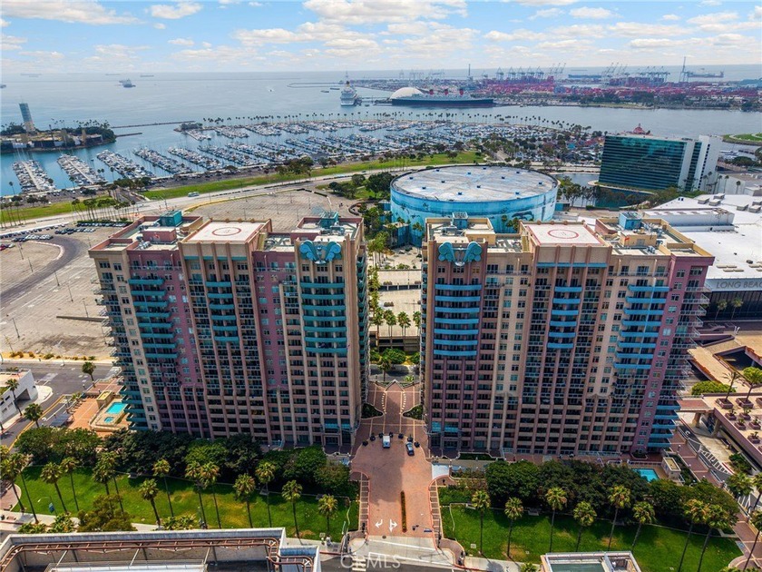 OPEN HOUSE TODAY 8/30 1-4 PM!! THERE IS NO SIGN PLEASE CALL FOR - Beach Condo for sale in Long Beach, California on Beachhouse.com