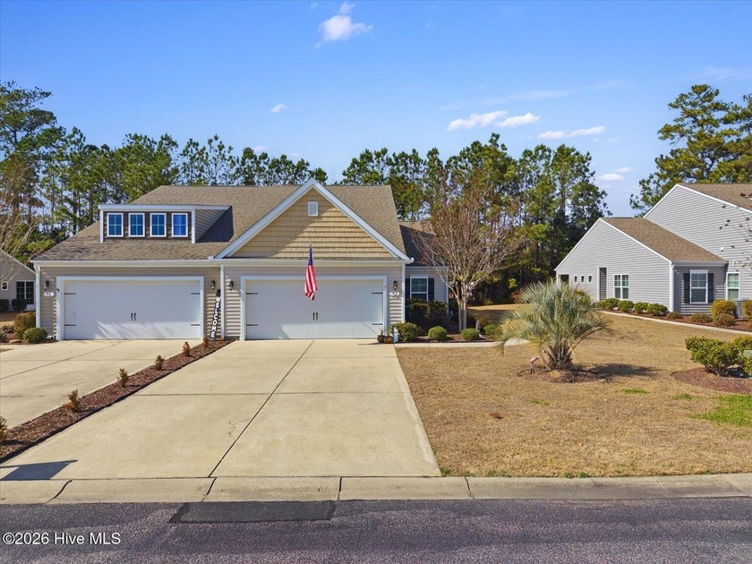 Enjoy easy coastal living in this beautifully maintained - Beach Townhome/Townhouse for sale in Calabash, North Carolina on Beachhouse.com