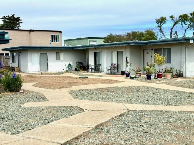 5 single level units close to Los Osos downtown.  Always rented - Beach Apartment for sale in Los Osos, California on Beachhouse.com