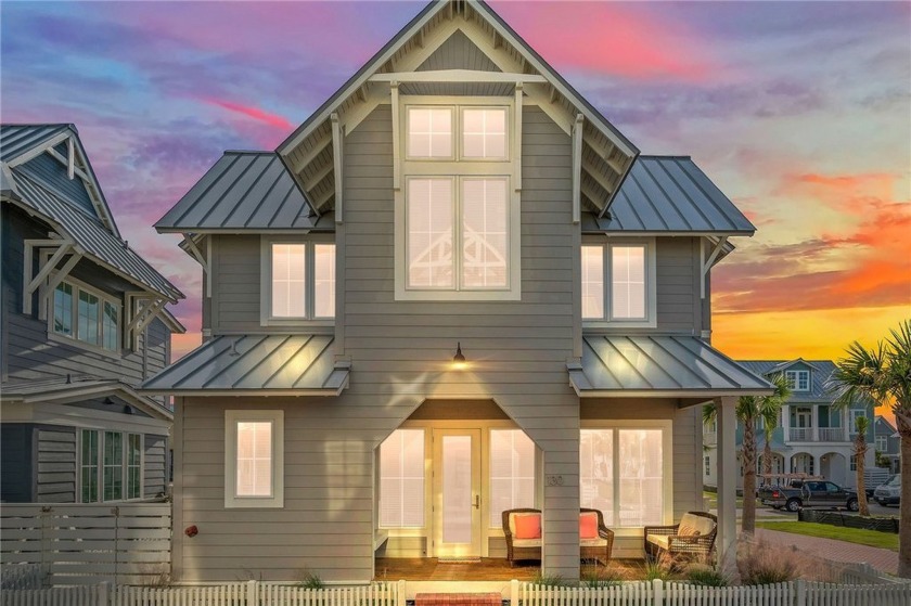 Welcome to 130 Sweetbay, a beautifully furnished, detached home - Beach Home for sale in Port Aransas, Texas on Beachhouse.com