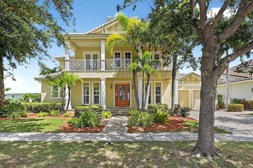 517 MiraBay Blvd | 4 Beds | 4 Baths | 4,089 Sq Ft | Waterfront - Beach Home for sale in Apollo Beach, Florida on Beachhouse.com