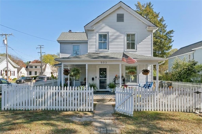 Welcome to the most adorable farmhouse and cottage in the - Beach Home for sale in Williamsburg, Virginia on Beachhouse.com