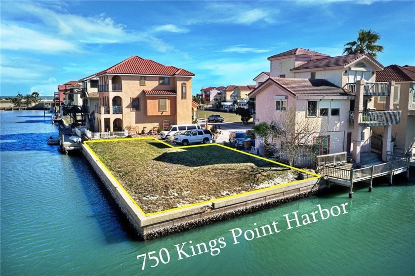 Exceptional fingertip lot located in the tranquil North Beach - Beach Lot for sale in Corpus Christi, Texas on Beachhouse.com
