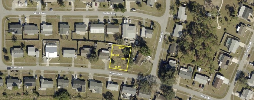 NOT IN A FLOOD ZONE! Excellent opportunity to own the last - Beach Lot for sale in North Port, Florida on Beachhouse.com