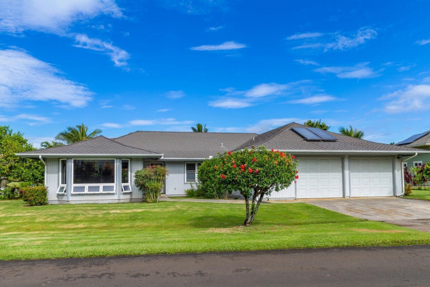 On the market for the first time, this 3BR/2BA one-story - Beach Home for sale in Princeville, Hawaii on Beachhouse.com