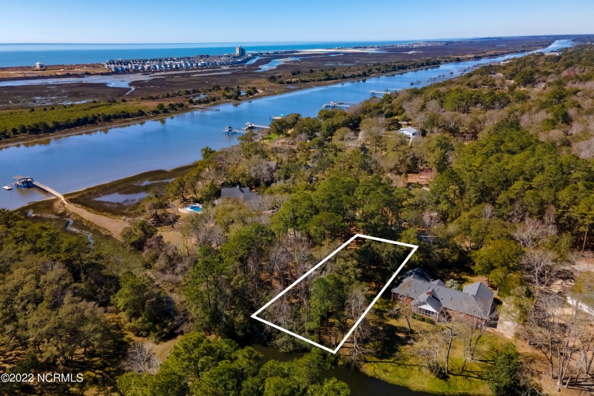 Lovely lot in the WATERFRONT community of Tarheeland Acres - Beach Lot for sale in Ocean Isle Beach, North Carolina on Beachhouse.com