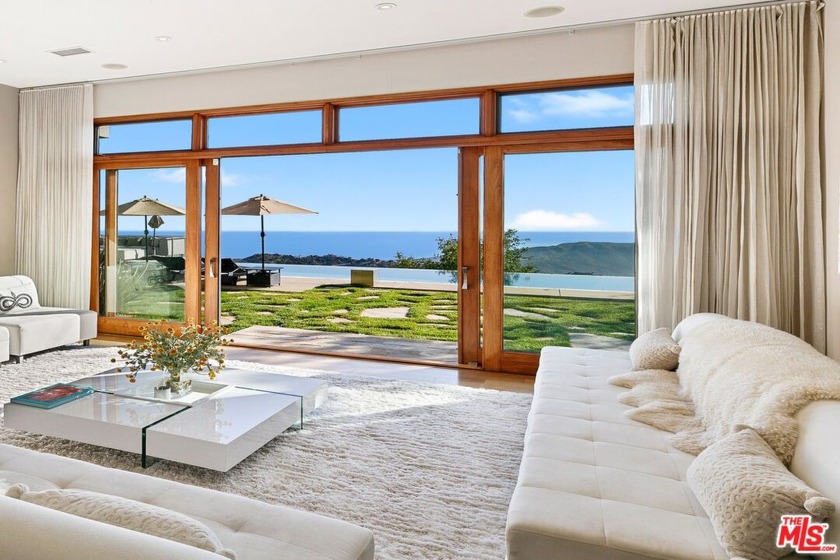 Jaw-dropping ocean views from this architectural masterpiece - Beach Home for sale in Malibu, California on Beachhouse.com