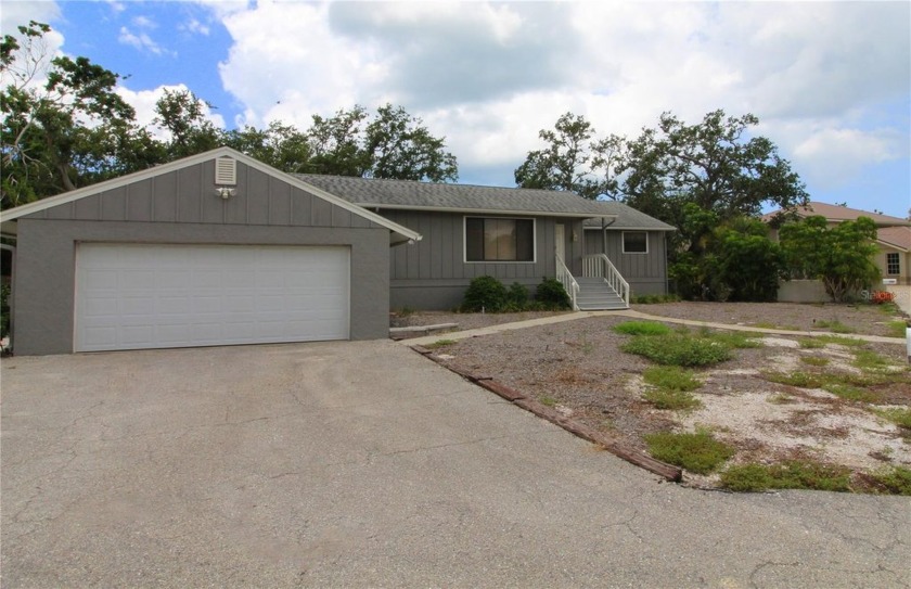 Under contract-accepting backup offers. Siesta Key house! This - Beach Home for sale in Sarasota, Florida on Beachhouse.com