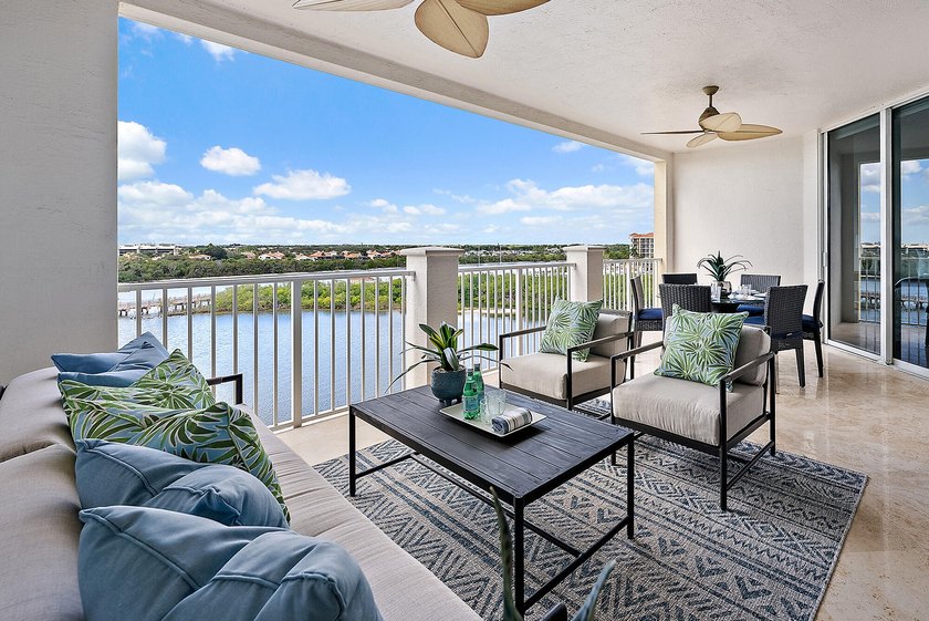 This spectacular totally renovated 3-bedroom, 3 full bathroom - Beach Condo for sale in Jupiter, Florida on Beachhouse.com
