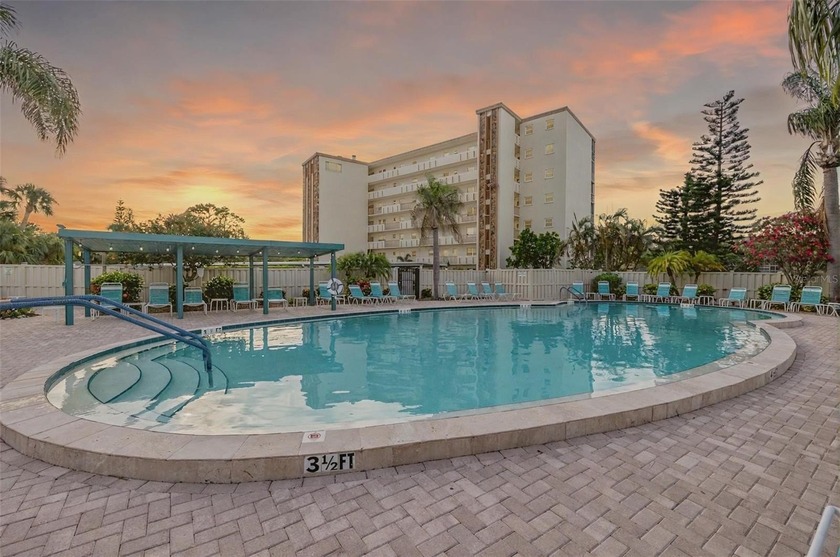 One or more photo(s) has been virtually staged. Price - Beach Condo for sale in Bradenton, Florida on Beachhouse.com