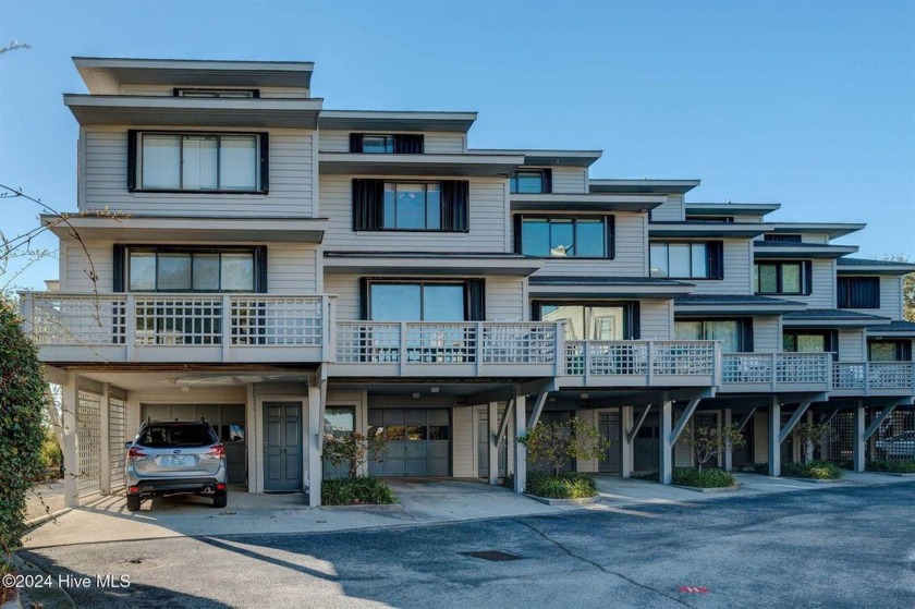 Enjoy great water views from this 3 bedroom 3 full bath condo - Beach Condo for sale in Wrightsville Beach, North Carolina on Beachhouse.com