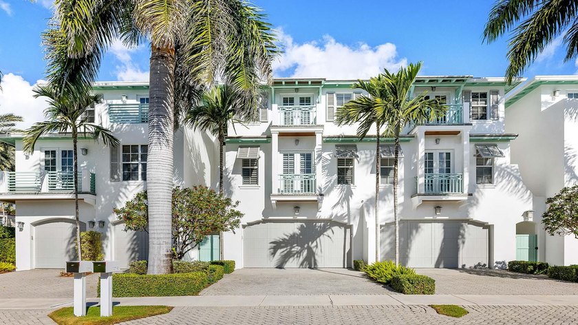 An exceptional coastal townhome, offering refined lock and go - Beach Townhome/Townhouse for sale in Delray Beach, Florida on Beachhouse.com