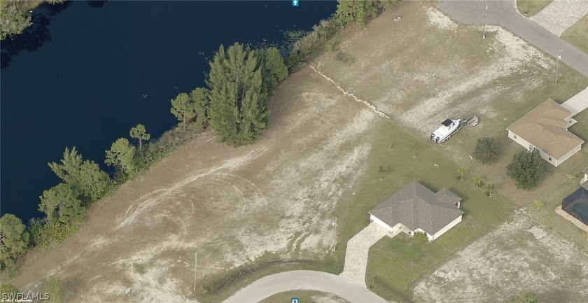 Waterfront lot on Gator Slough Canal. Over 200 feet wide - Beach Lot for sale in Cape Coral, Florida on Beachhouse.com