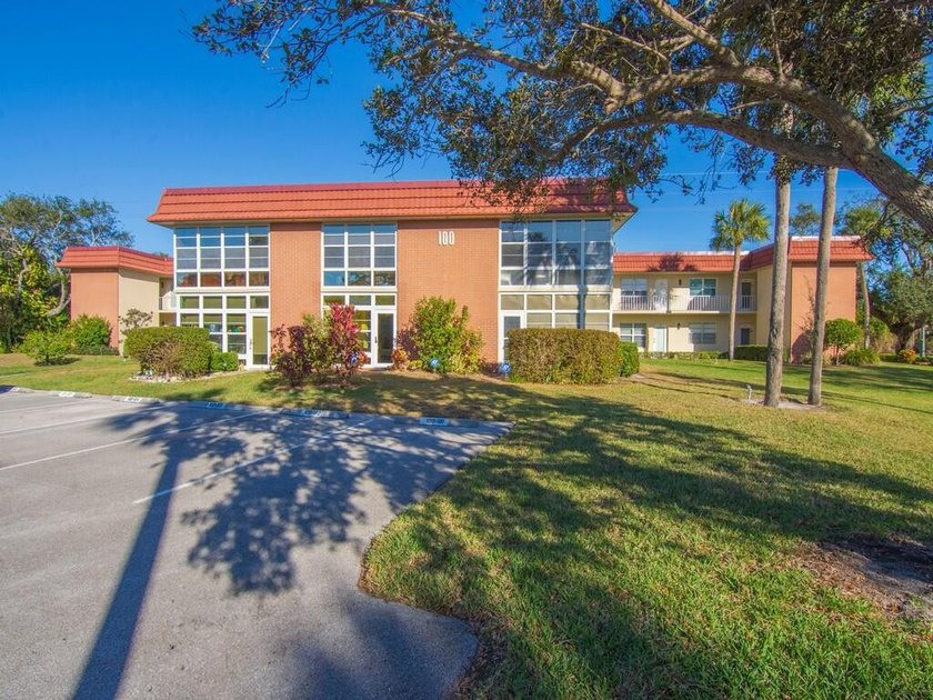 Welcome to this charming 2-bedroom, 2-bath first-floor corner - Beach Condo for sale in Vero Beach, Florida on Beachhouse.com