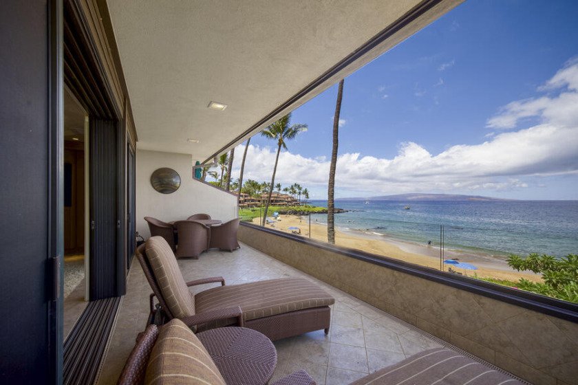 Fantastic Location - Beautiful Beach Front Condo -Makena Surf # B - Beach Vacation Rentals in Makena, Maui, HI on Beachhouse.com