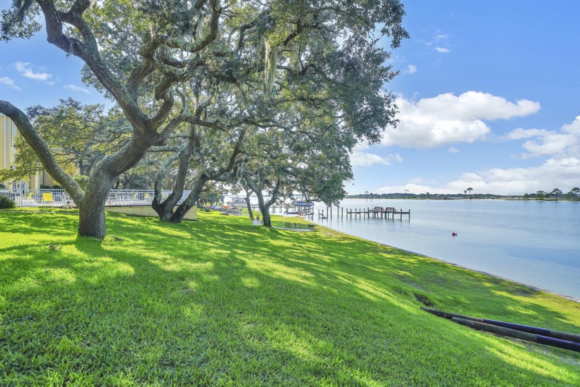 Discover the potential of this one-bedroom, one-bath condo in - Beach Condo for sale in Mary Esther, Florida on Beachhouse.com