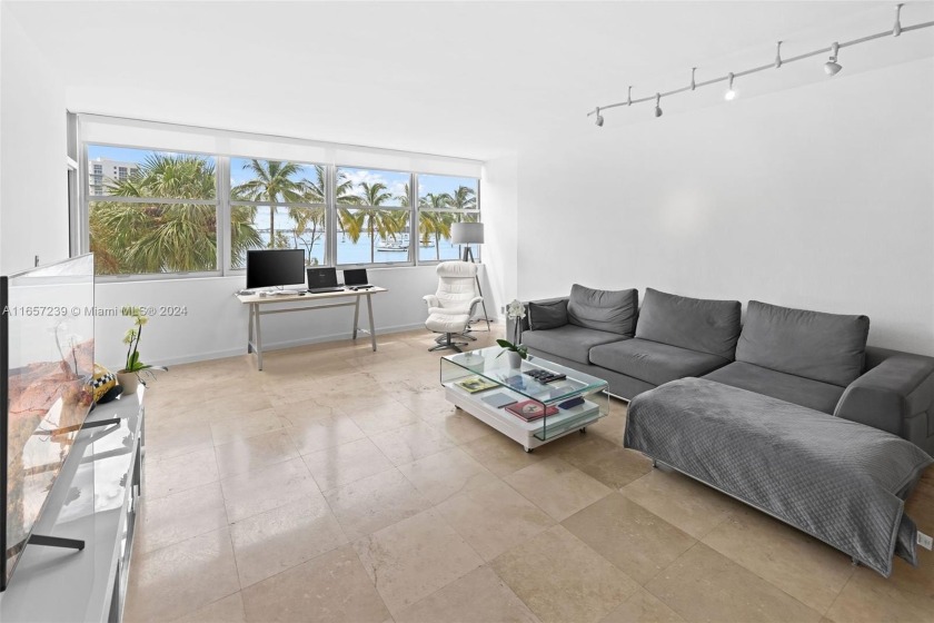 This nicely updated second floor apartment at Belle Plaza offers - Beach Condo for sale in Miami Beach, Florida on Beachhouse.com