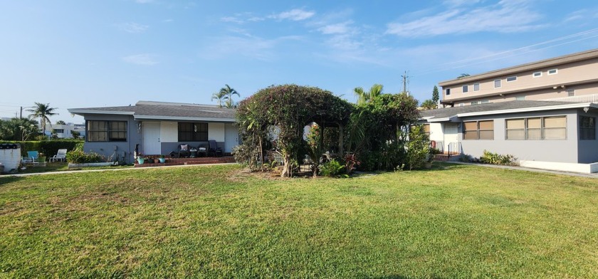 Prime 5-plex Income Property-Water Views & Expansion development - Beach Townhome/Townhouse for sale in Lake Worth, Florida on Beachhouse.com