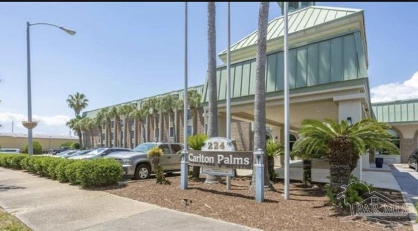 Carlton Palms is located in downtown Pensacola. You are within - Beach Home for sale in Pensacola, Florida on Beachhouse.com