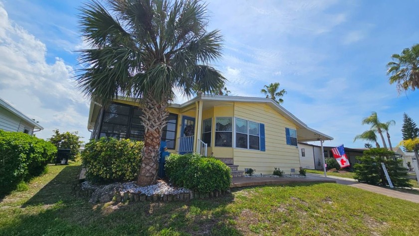 Welcome to 2001 Bayou Drive South located in the sought after - Beach Home for sale in Ruskin, Florida on Beachhouse.com