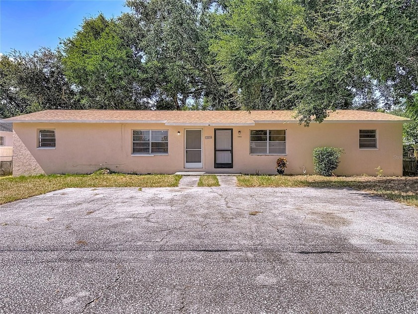 Under contract-accepting backup offers. Nestled in the vibrant - Beach Townhome/Townhouse for sale in Clearwater, Florida on Beachhouse.com