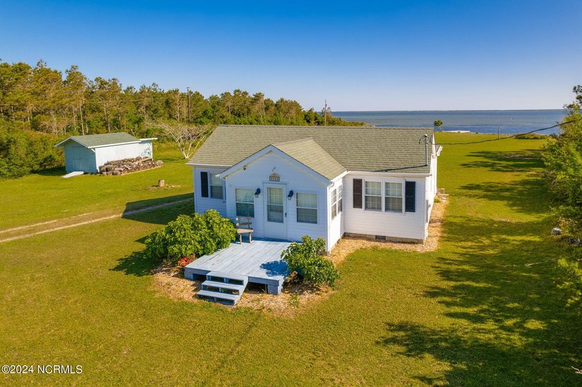 Charming 2BR -2bath cottage on over 200' of waterfront on Cedar - Beach Home for sale in Cedar Island, North Carolina on Beachhouse.com