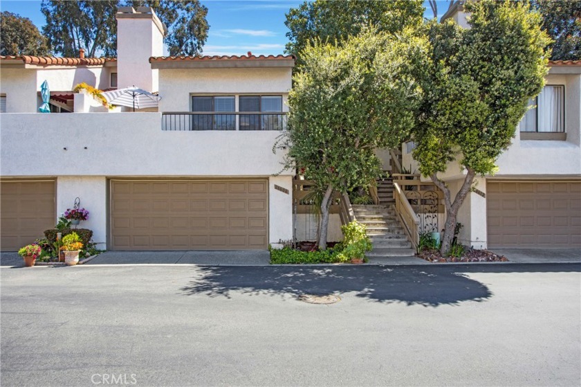 Welcome to this charming 3-bedroom home nestled in Mission Viejo - Beach Home for sale in Mission Viejo, California on Beachhouse.com