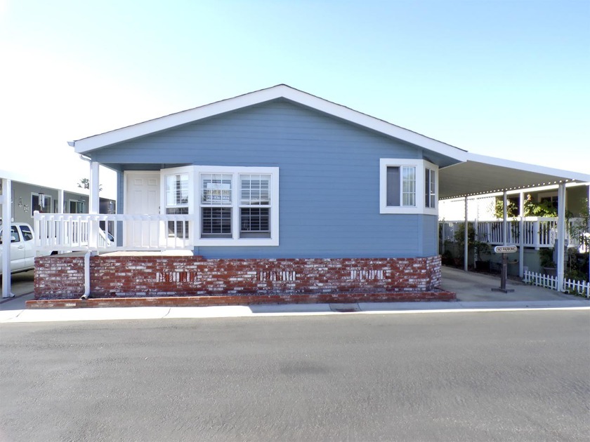 OPEN HOUSE Sat. 11am - 3pm CHECK IN at CLUBHOUSE! Welcome to - Beach Home for sale in Huntington Beach, California on Beachhouse.com